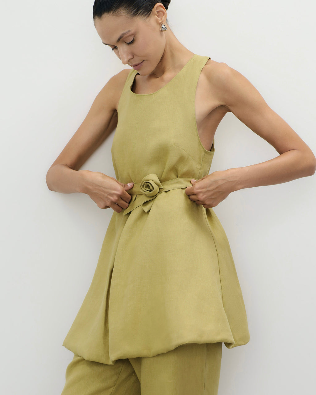 Balloon Dress in olive