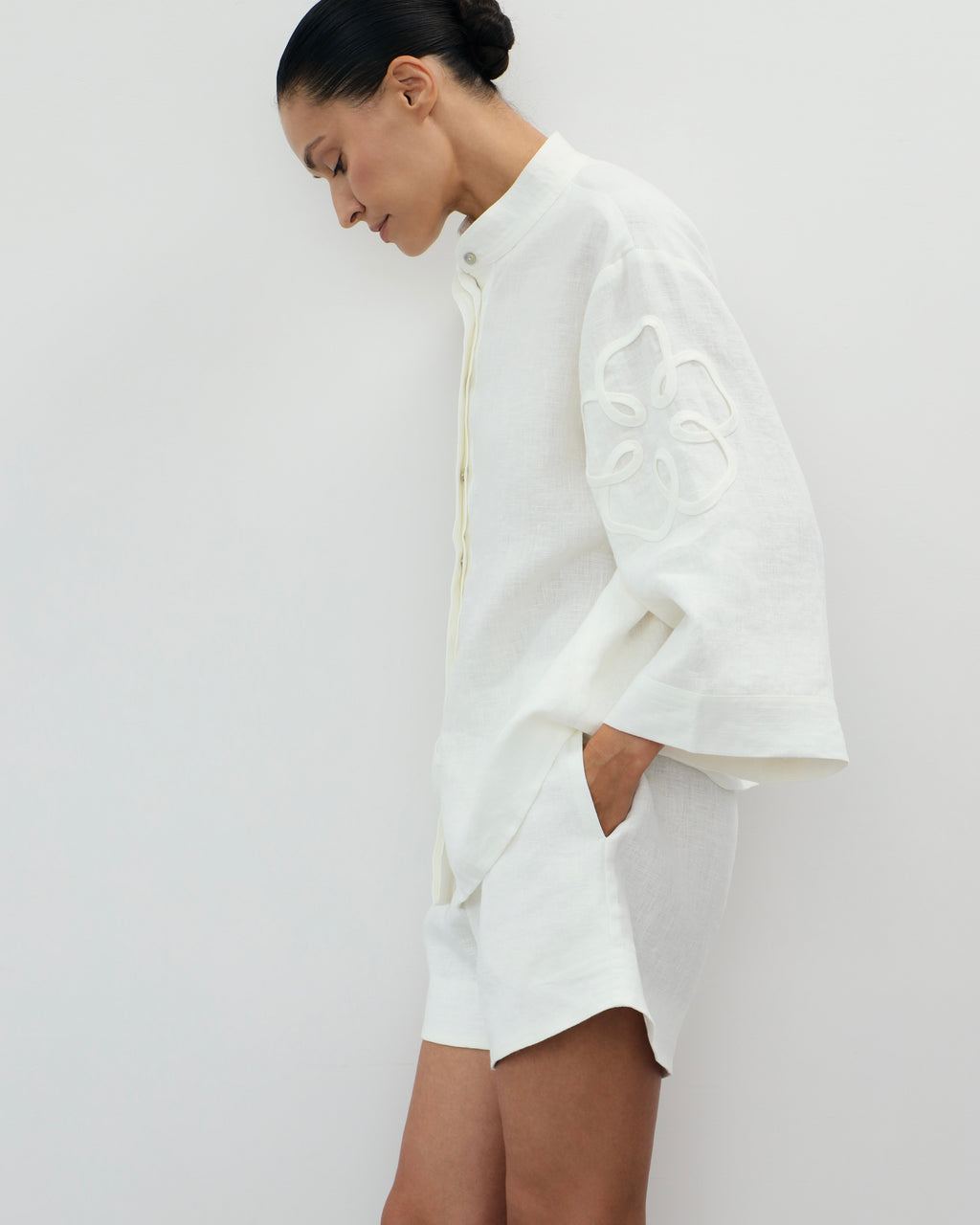 Sakura Set in vintage white