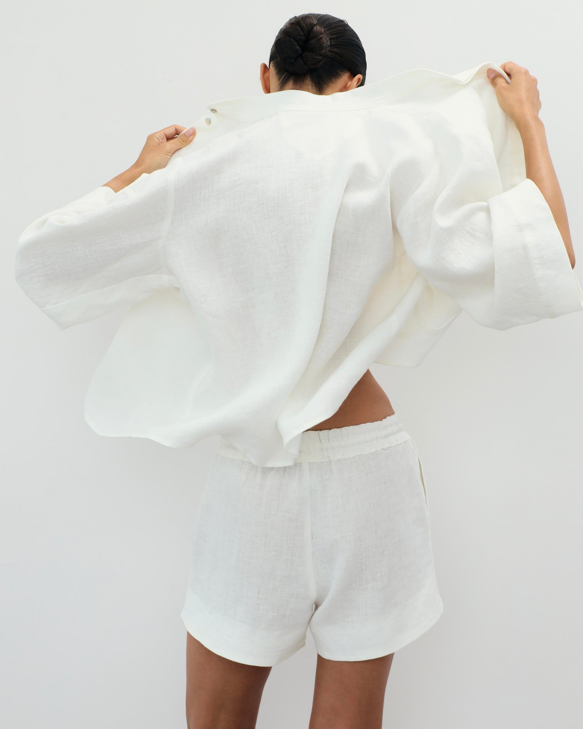 Sakura Set in vintage white