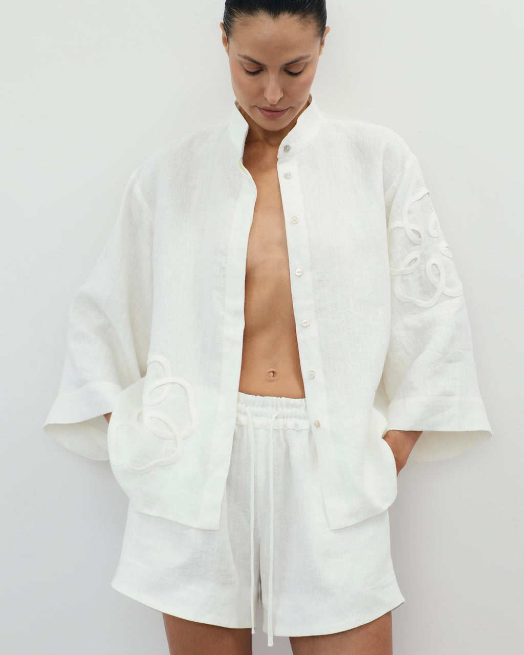 Sakura Set in vintage white