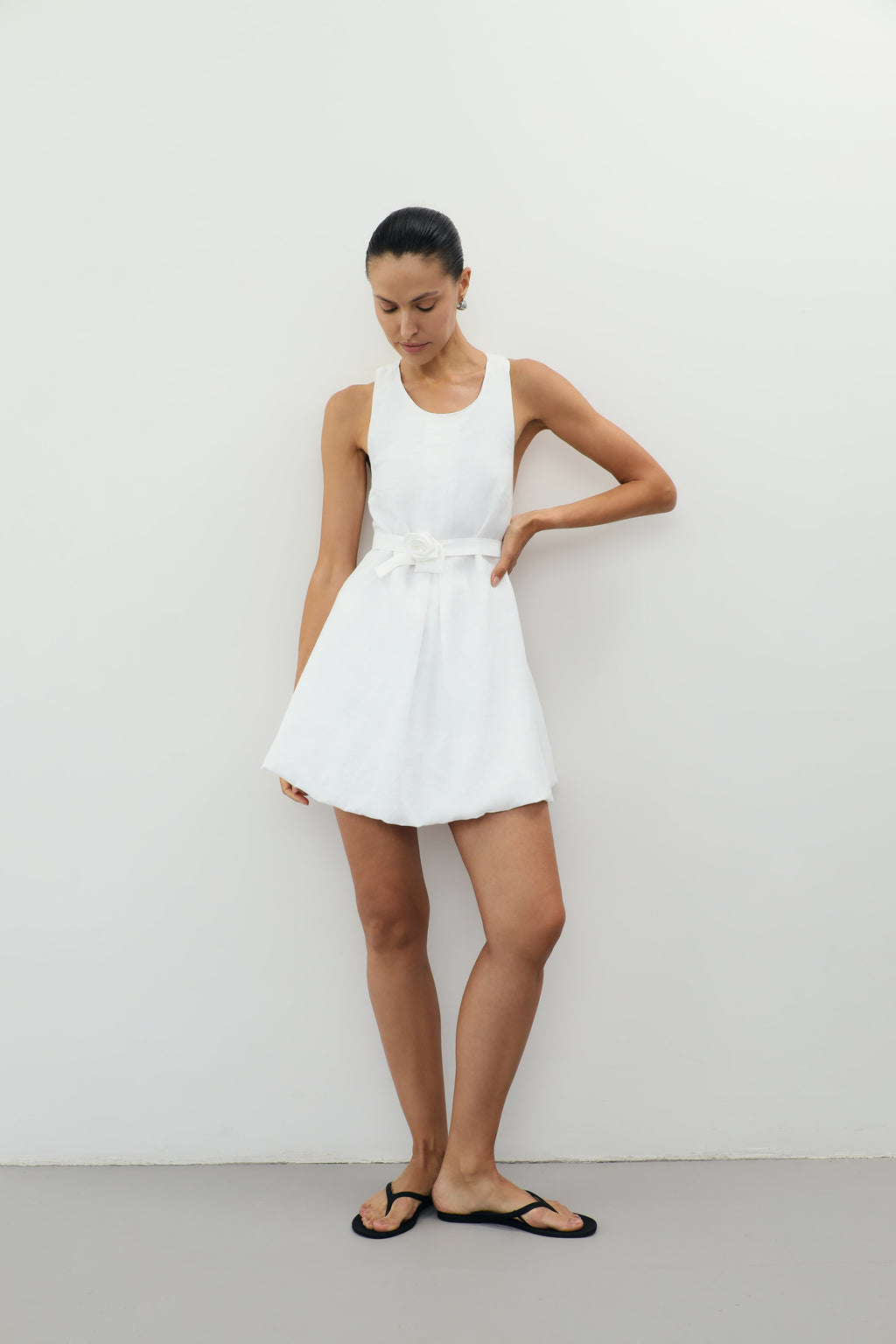 Balloon Dress in white