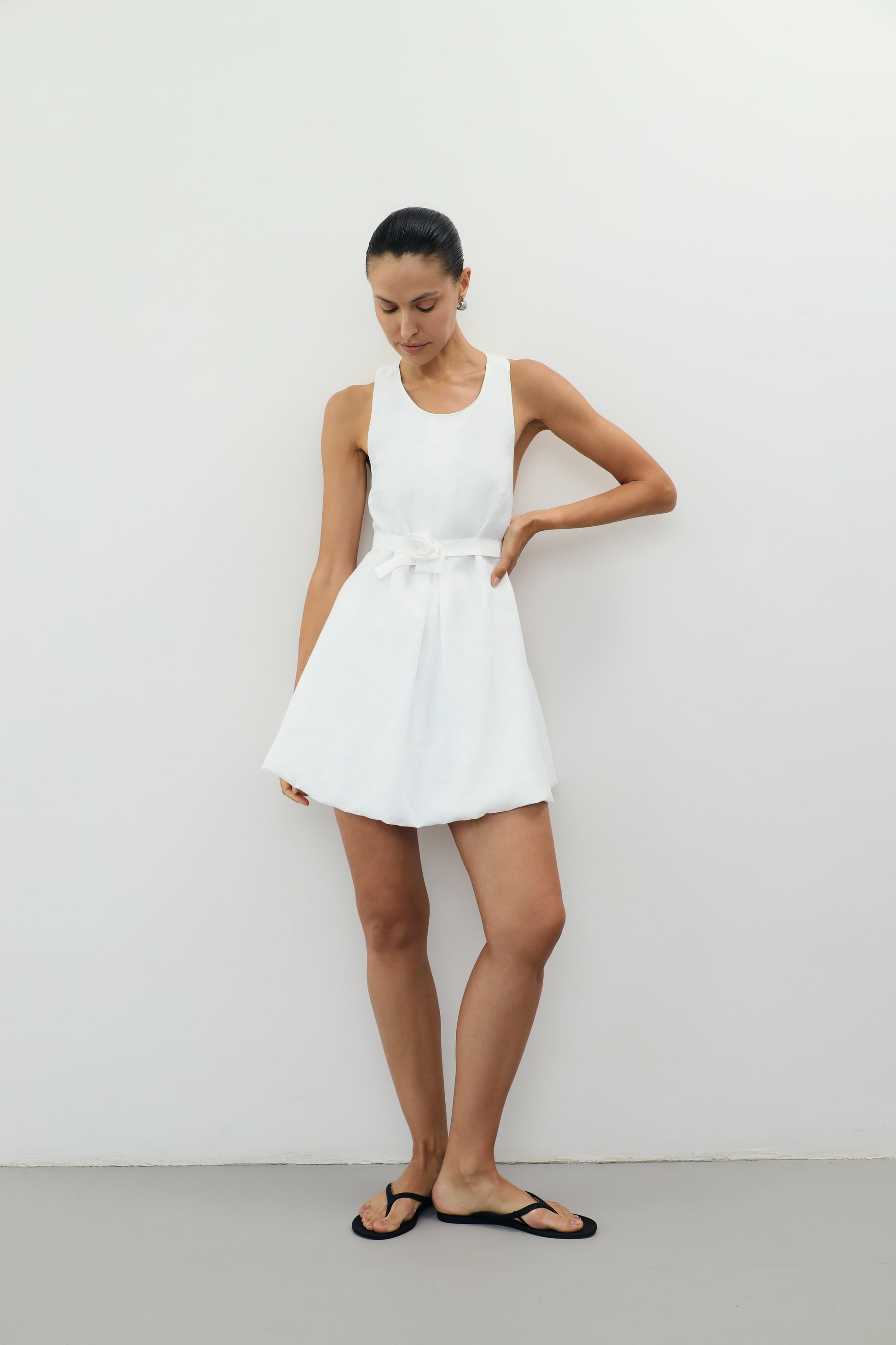 Balloon Dress in white