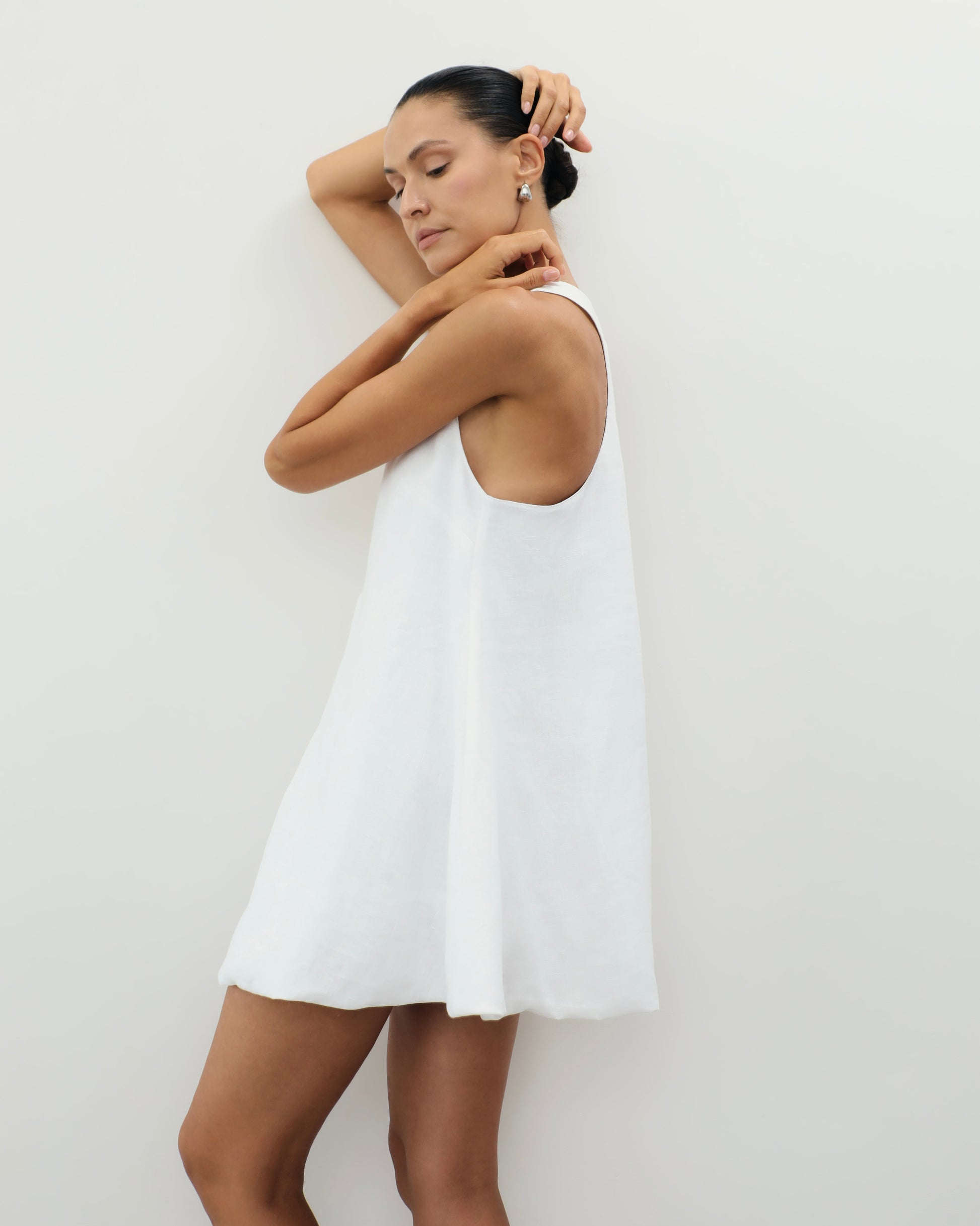 Balloon Dress in white