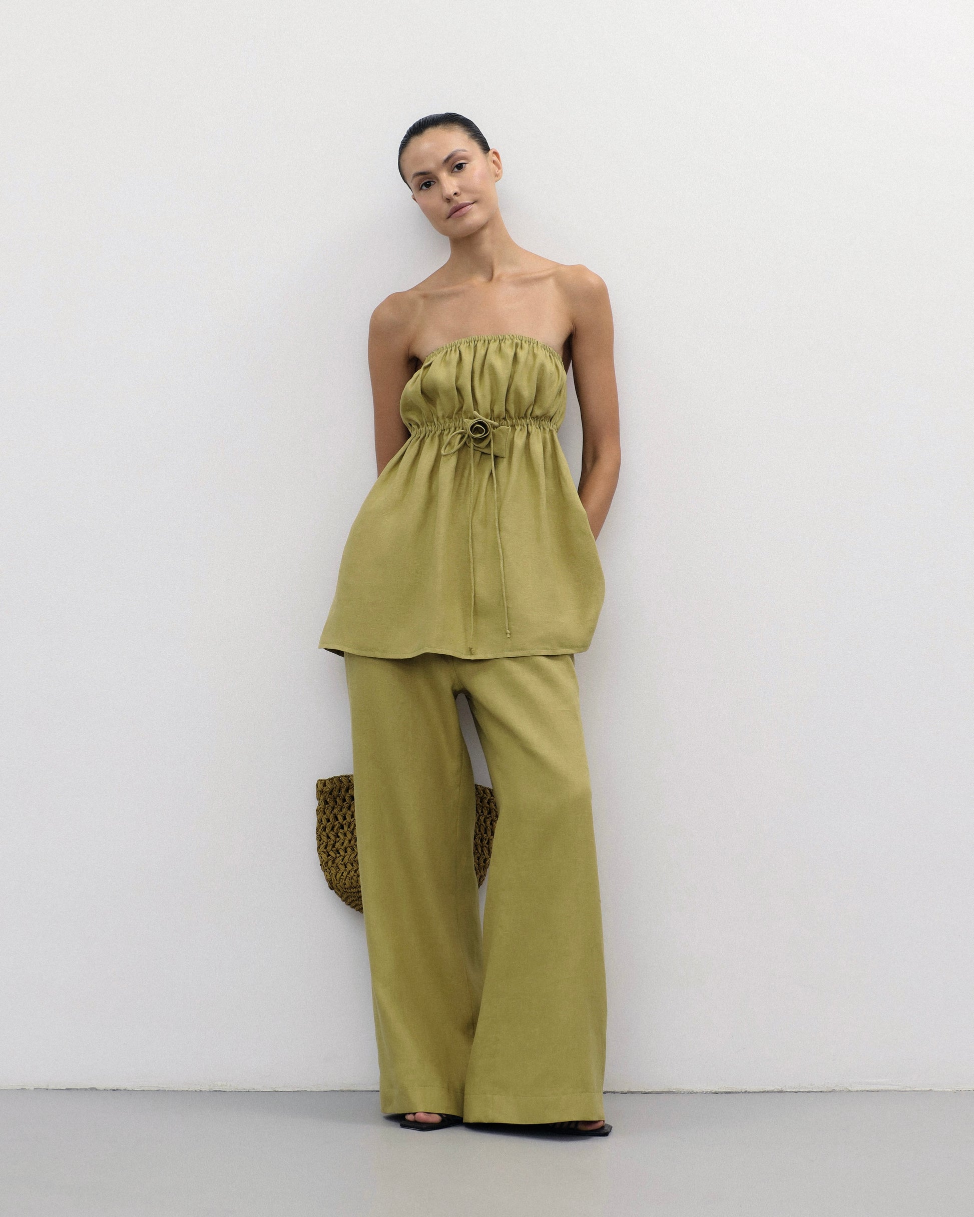 Drawstring Trousers in Olive