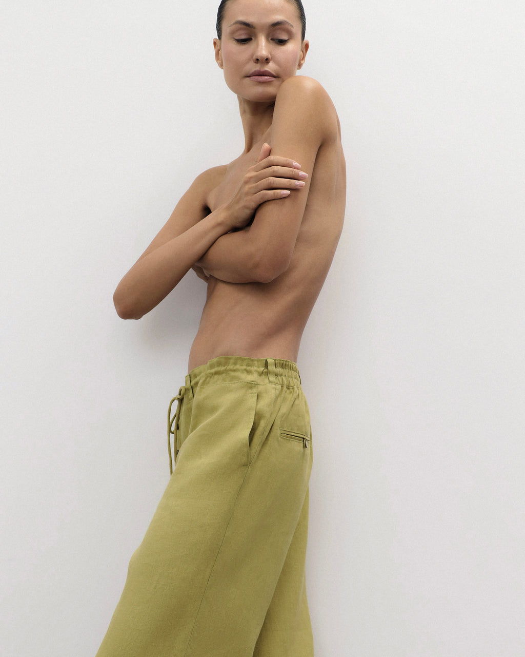 Drawstring Trousers in Olive