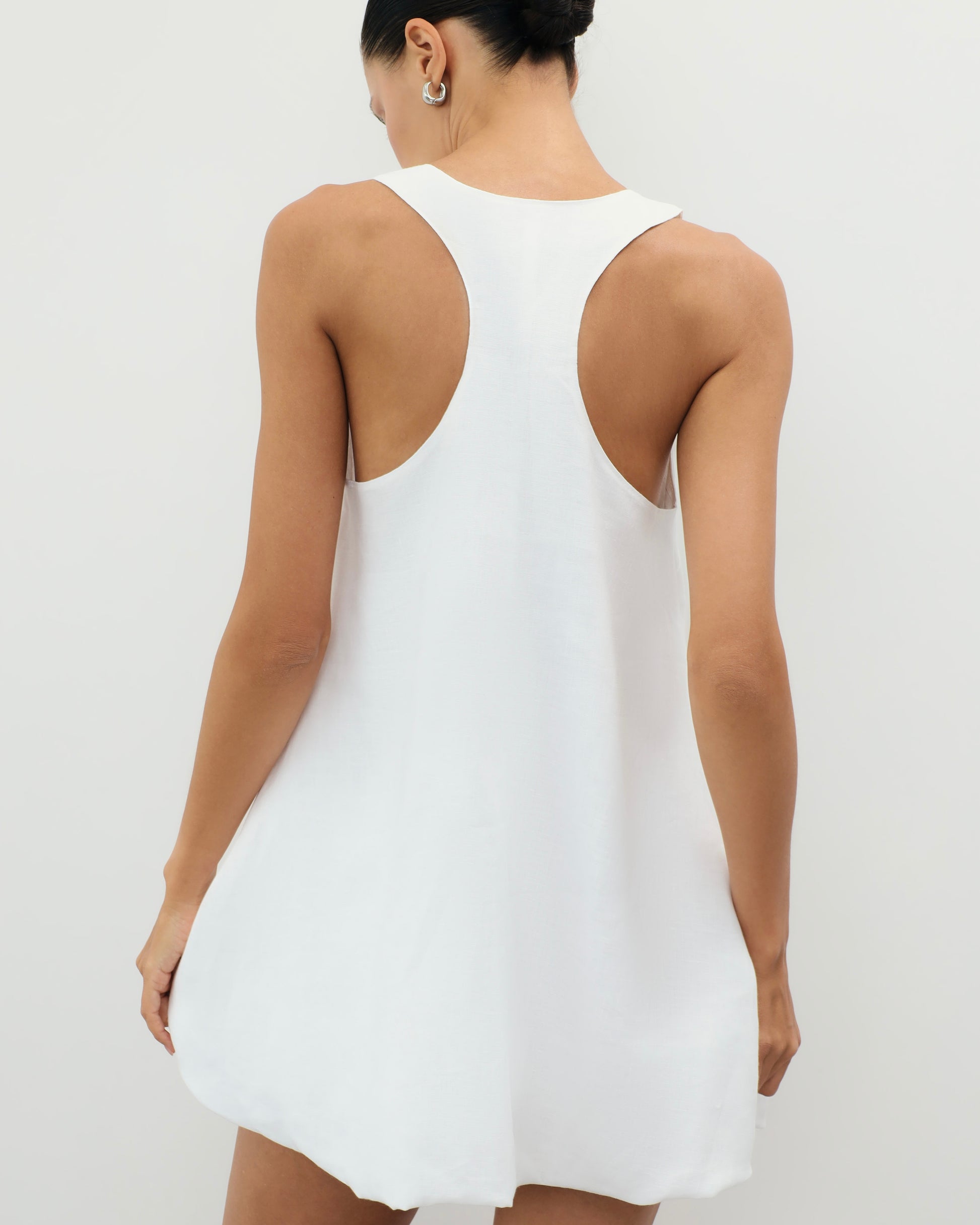 Balloon Dress in white