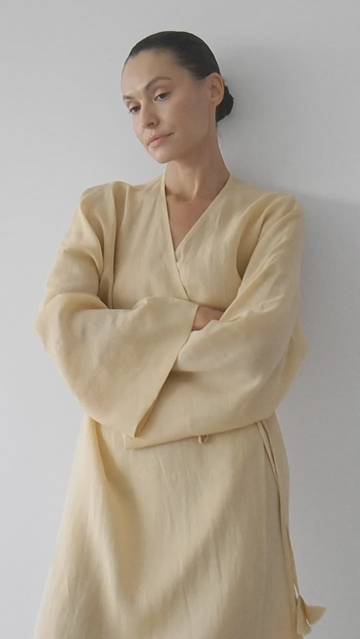 Aura Kimono-Dress in Sand