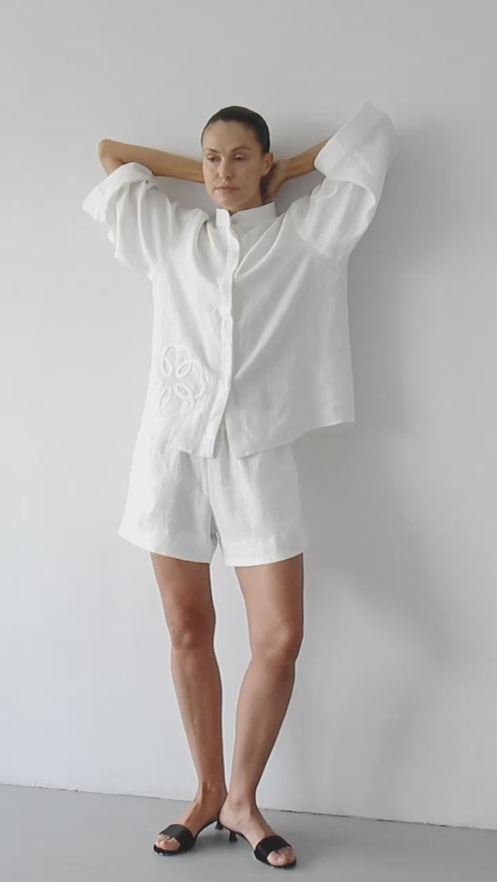 Sakura Set in vintage white